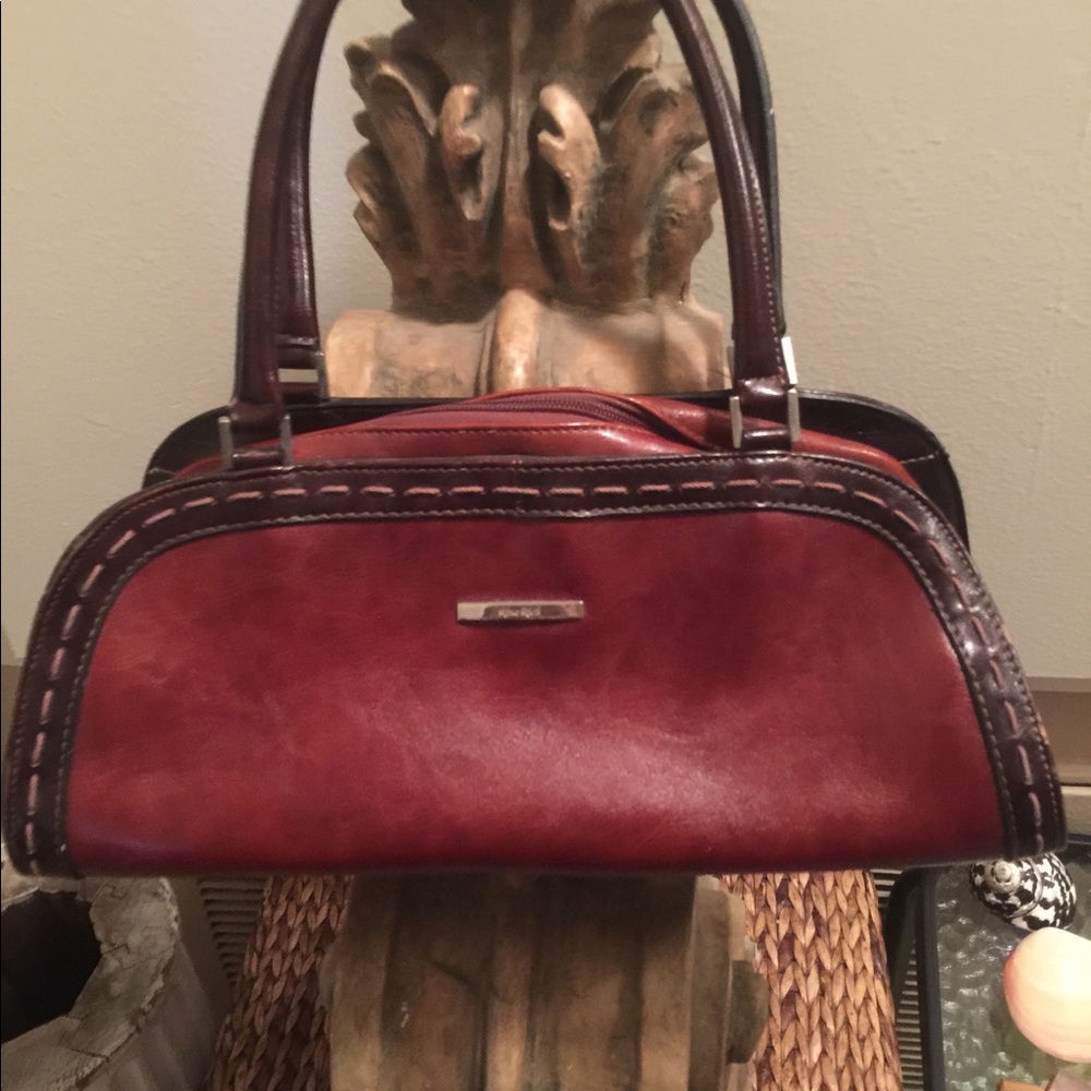 Rina Rich Leather Handbag